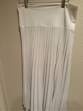 White pullover pleated skirt by KOMAROV